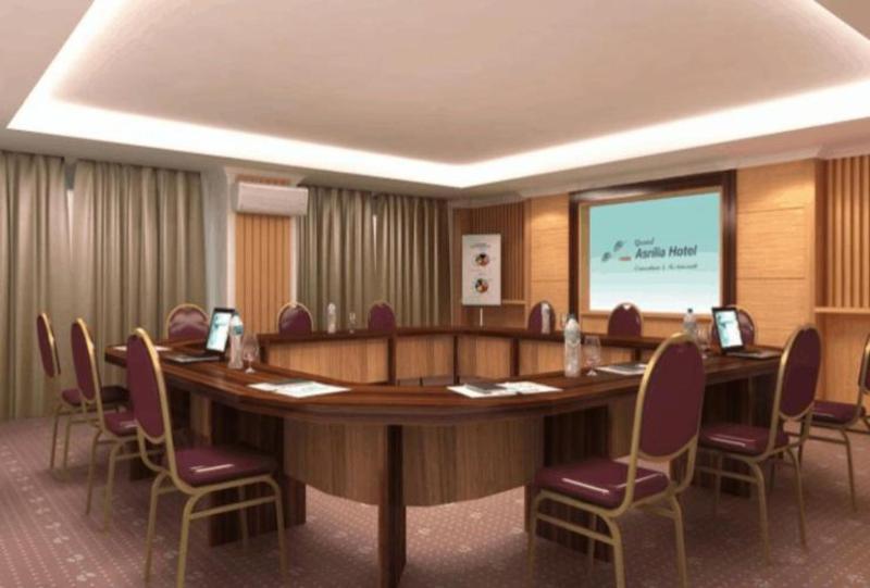 Grand Asrilia Hotel Бандунг Екстер'єр фото